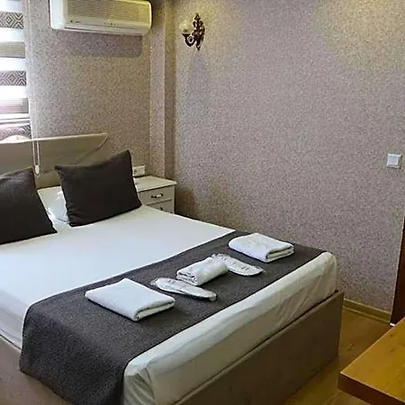 Ueskuedar 2* Istanbul