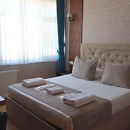 Ueskuedar Hotel Istanbul